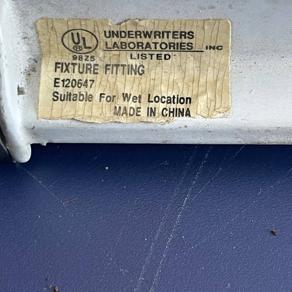 Flood Lights Pair of 02 Fixture Fitting E120647 Underwriters Laboratories - Picture 5 of 7